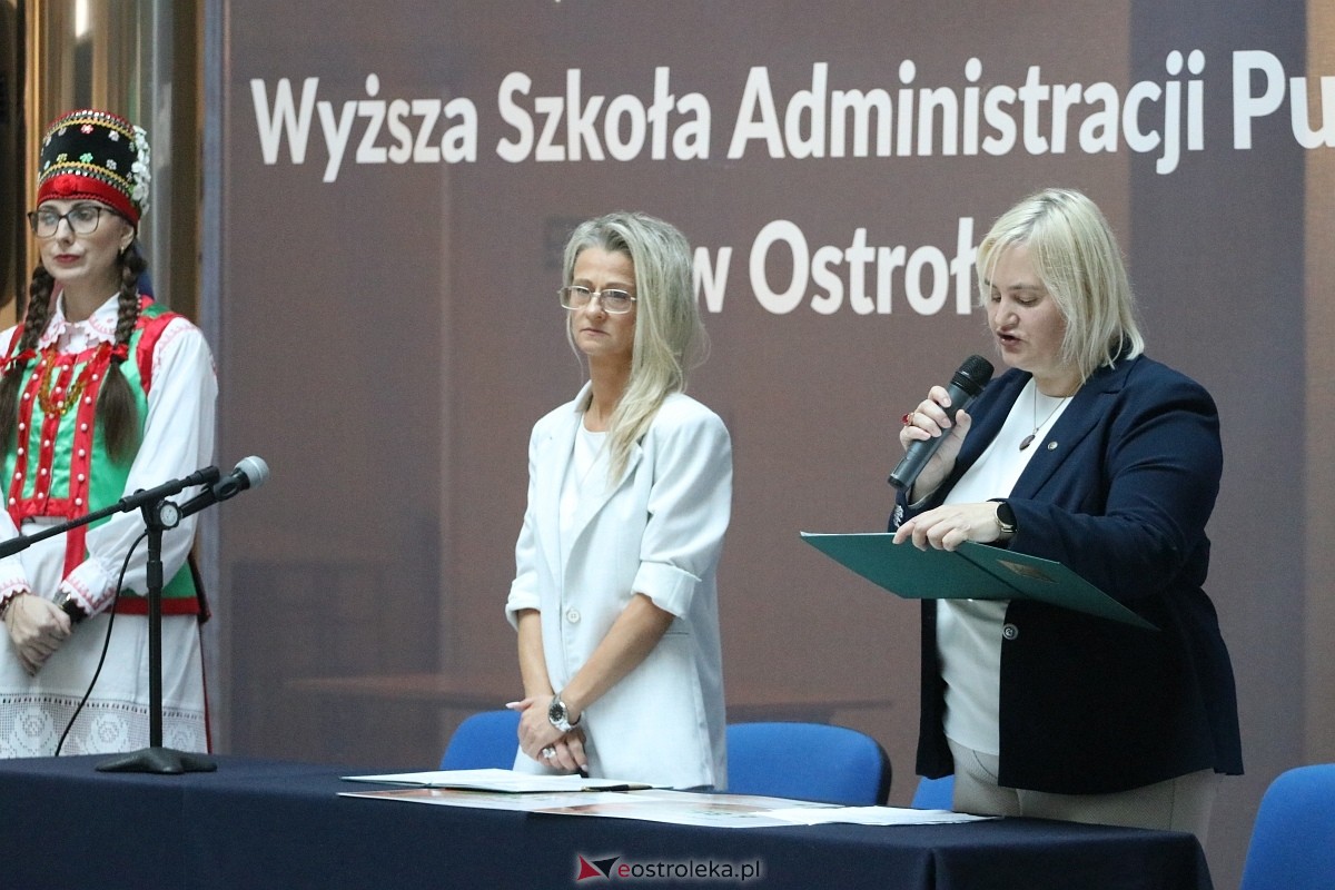 Wręczenie promes dla jednostek OSP [17.11.2025] - zdjęcie #85 - eOstroleka.pl