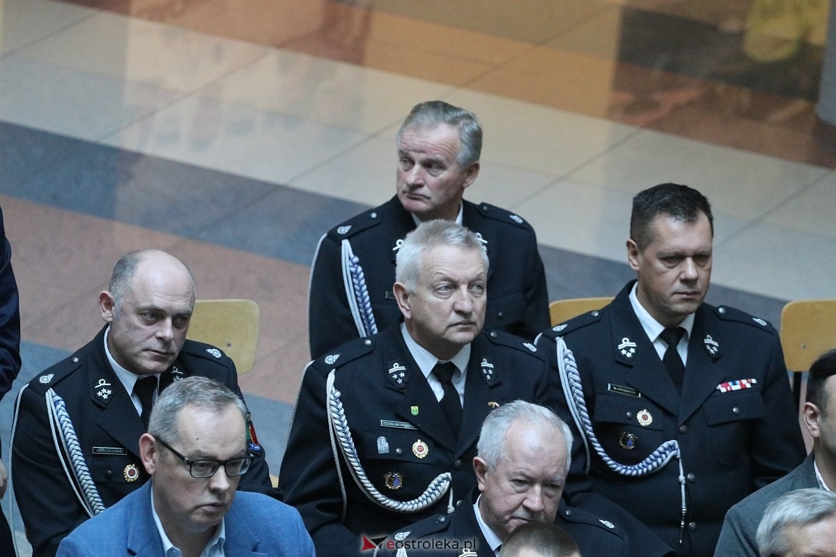 Wręczenie promes dla jednostek OSP [17.11.2025] - zdjęcie #69 - eOstroleka.pl