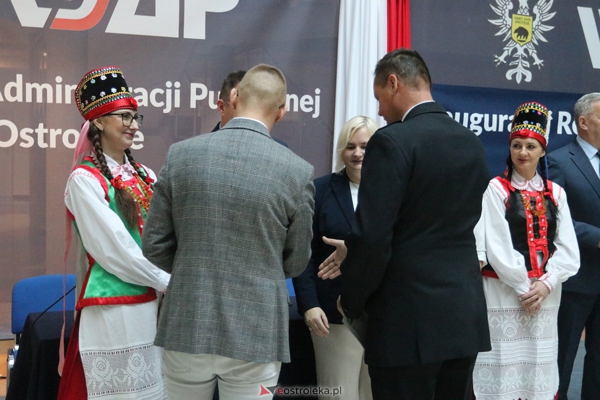 Wręczenie promes dla jednostek OSP [17.11.2025] - zdjęcie #8 - eOstroleka.pl