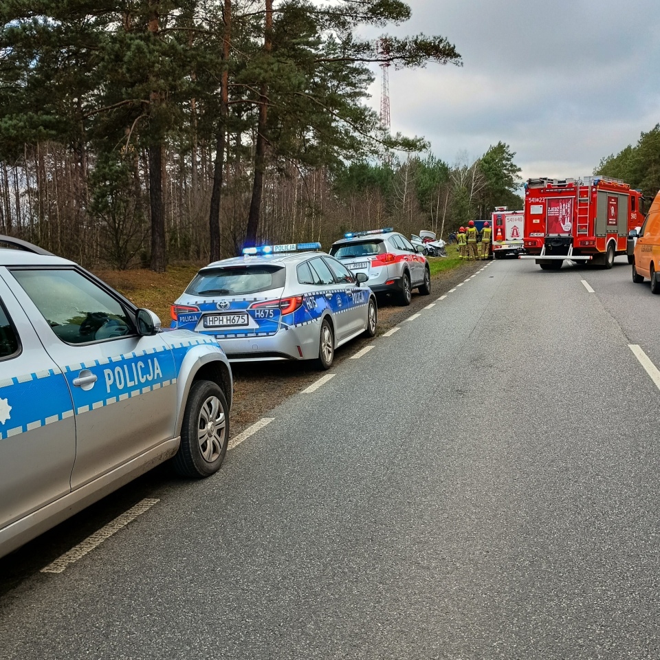 Wypadek w Sielcu na DK-60 [18.11.2025] - zdjęcie #1 - eOstroleka.pl