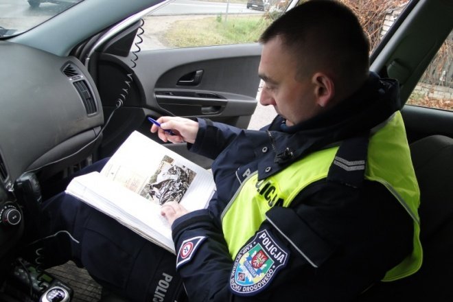 Policyjna akcja Pocztówka z drogi rozpoczęta [31.X.2011] - zdjęcie #15 - eOstroleka.pl
