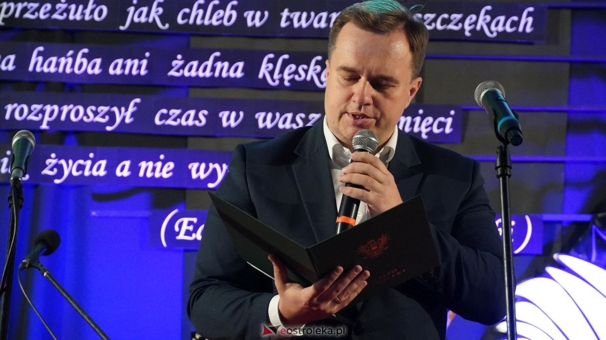 Tradycja trwa! V Narwiańskie Zaduszki Literackie upamiętniły Edwarda Kupiszewskiego [18.11.2025] - zdjęcie #35 - eOstroleka.pl