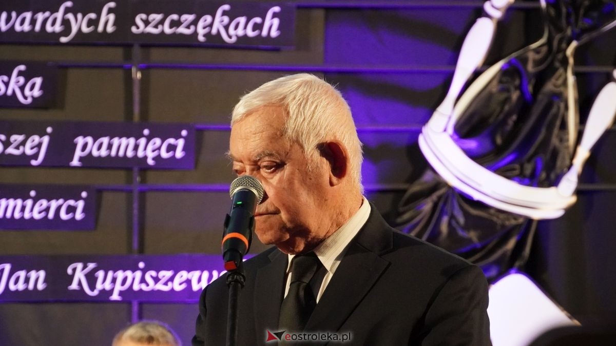 Tradycja trwa! V Narwiańskie Zaduszki Literackie upamiętniły Edwarda Kupiszewskiego [18.11.2025] - zdjęcie #30 - eOstroleka.pl