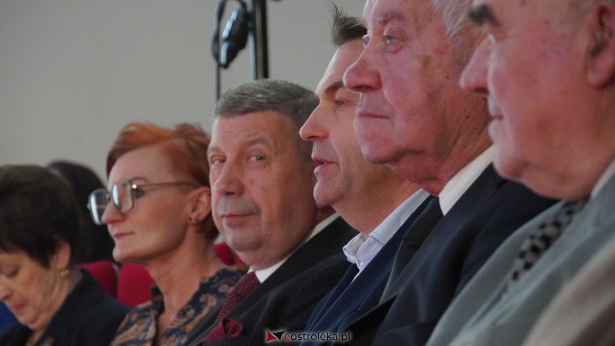 Tradycja trwa! V Narwiańskie Zaduszki Literackie upamiętniły Edwarda Kupiszewskiego [18.11.2025] - zdjęcie #20 - eOstroleka.pl