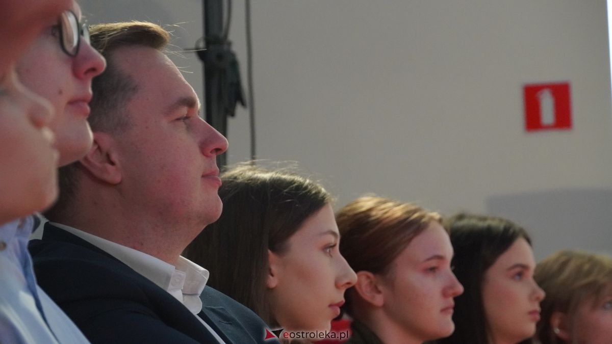 Tradycja trwa! V Narwiańskie Zaduszki Literackie upamiętniły Edwarda Kupiszewskiego [18.11.2025] - zdjęcie #19 - eOstroleka.pl