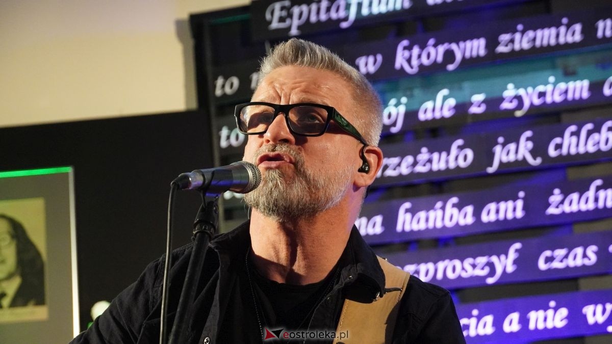 Tradycja trwa! V Narwiańskie Zaduszki Literackie upamiętniły Edwarda Kupiszewskiego [18.11.2025] - zdjęcie #13 - eOstroleka.pl