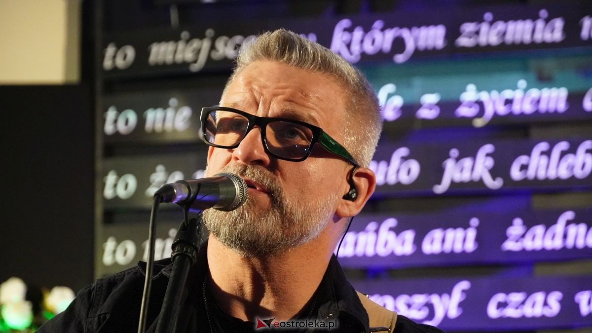 Tradycja trwa! V Narwiańskie Zaduszki Literackie upamiętniły Edwarda Kupiszewskiego [18.11.2025] - zdjęcie #7 - eOstroleka.pl