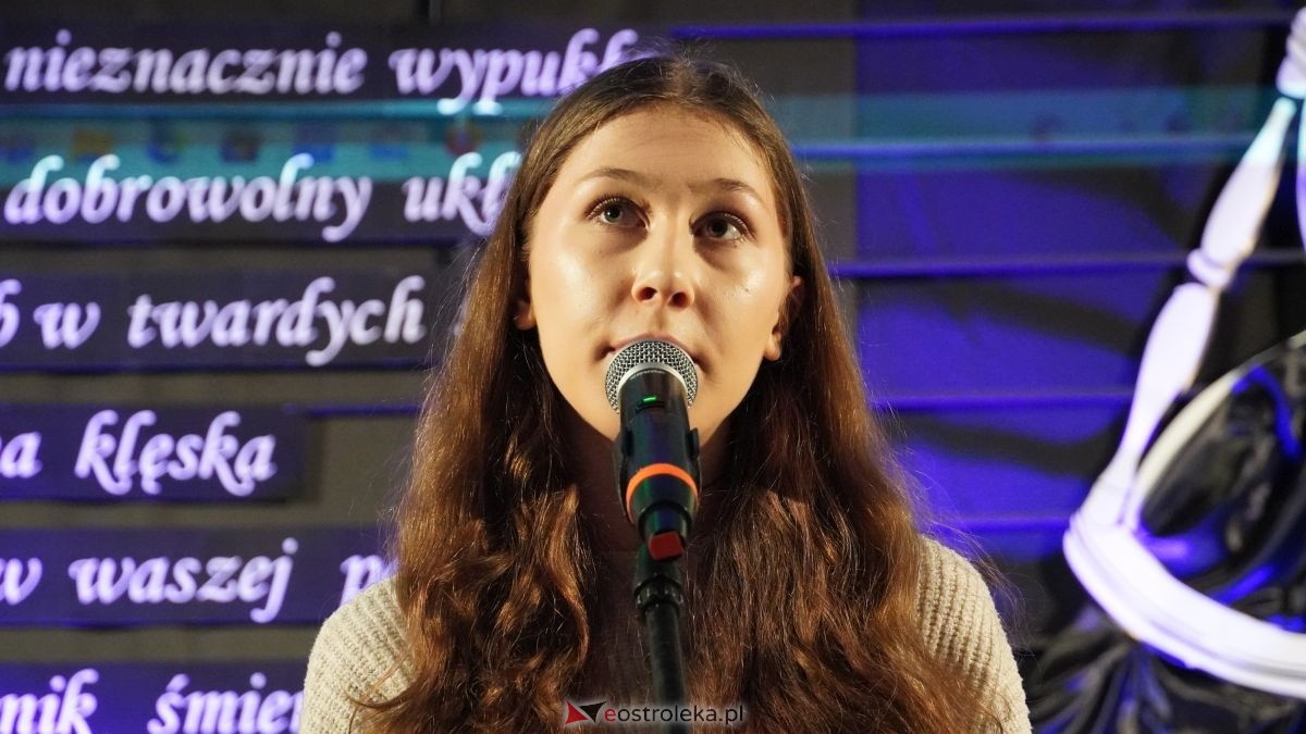 Tradycja trwa! V Narwiańskie Zaduszki Literackie upamiętniły Edwarda Kupiszewskiego [18.11.2025] - zdjęcie #4 - eOstroleka.pl