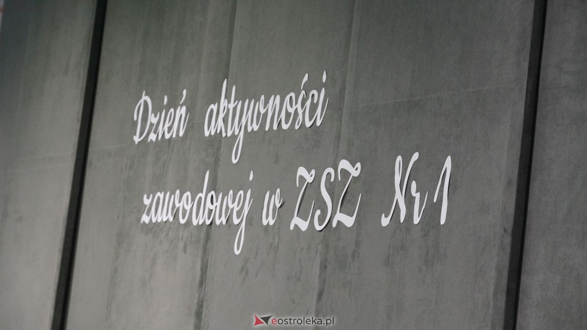 Dzień aktywności zawodowej w ZSZ nr 1 w Ostrołęce. Uczniowie na start! [19.11.2025] - zdjęcie #106 - eOstroleka.pl