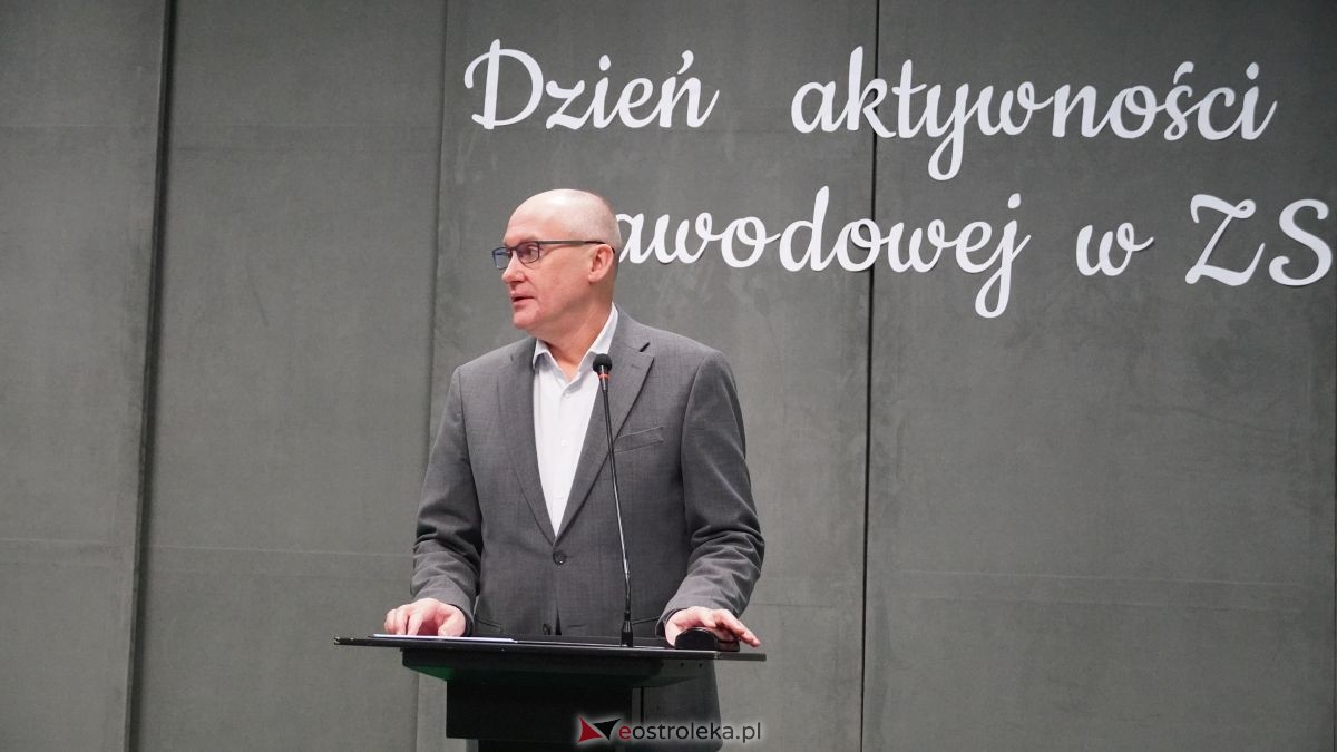 Dzień aktywności zawodowej w ZSZ nr 1 w Ostrołęce. Uczniowie na start! [19.11.2025] - zdjęcie #81 - eOstroleka.pl