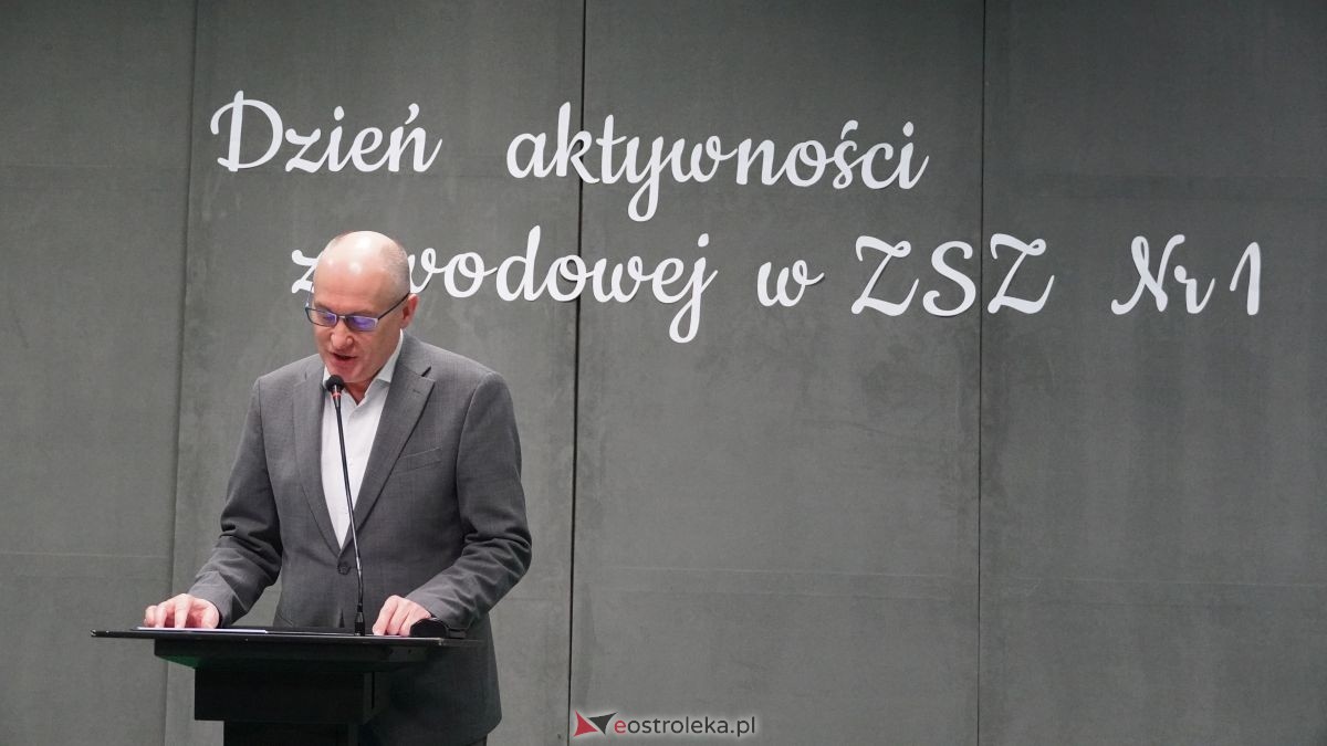 Dzień aktywności zawodowej w ZSZ nr 1 w Ostrołęce. Uczniowie na start! [19.11.2025] - zdjęcie #79 - eOstroleka.pl