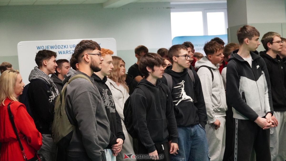 Dzień aktywności zawodowej w ZSZ nr 1 w Ostrołęce. Uczniowie na start! [19.11.2025] - zdjęcie #70 - eOstroleka.pl