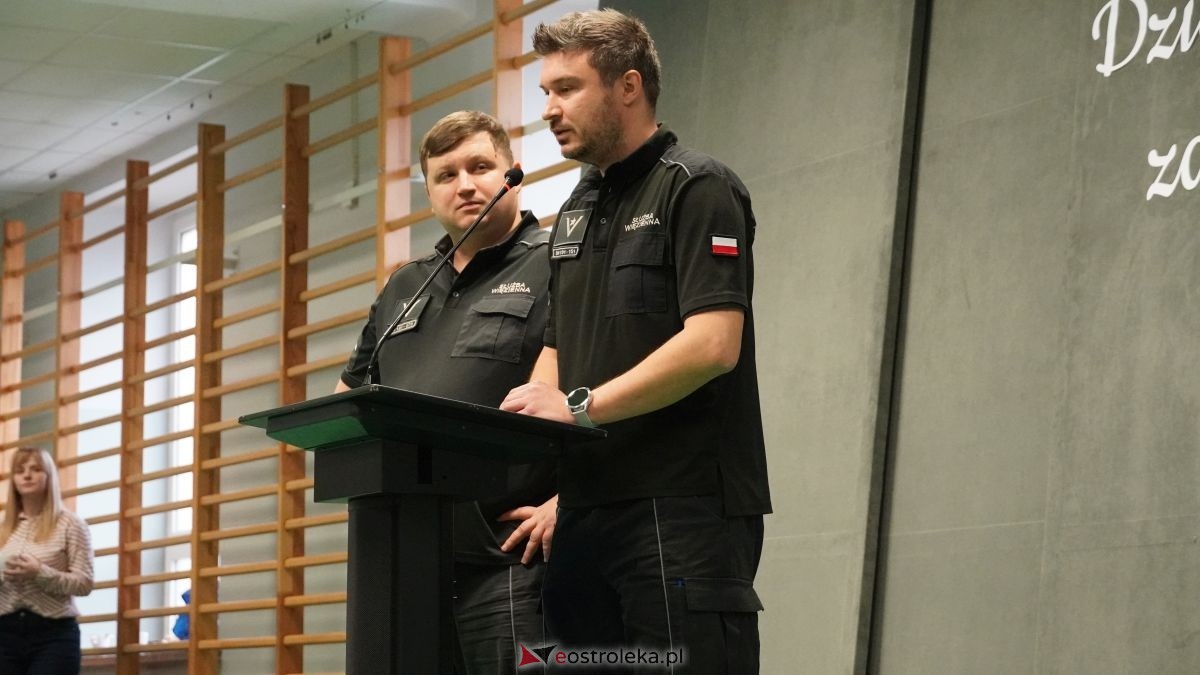 Dzień aktywności zawodowej w ZSZ nr 1 w Ostrołęce. Uczniowie na start! [19.11.2025] - zdjęcie #62 - eOstroleka.pl