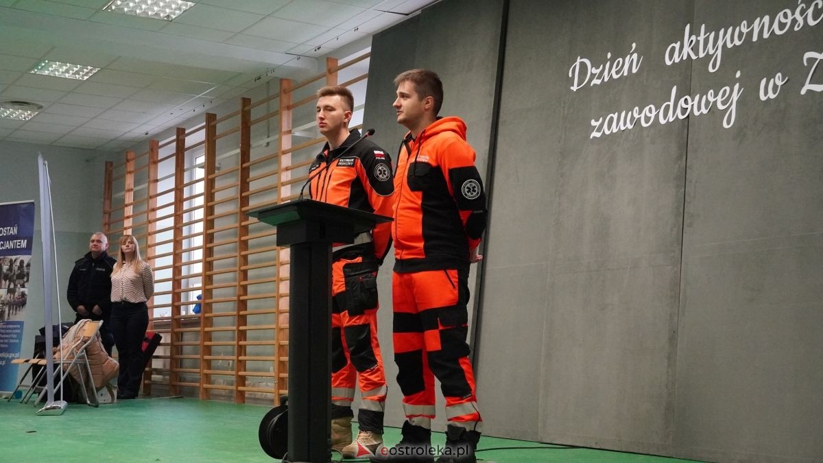 Dzień aktywności zawodowej w ZSZ nr 1 w Ostrołęce. Uczniowie na start! [19.11.2025] - zdjęcie #50 - eOstroleka.pl