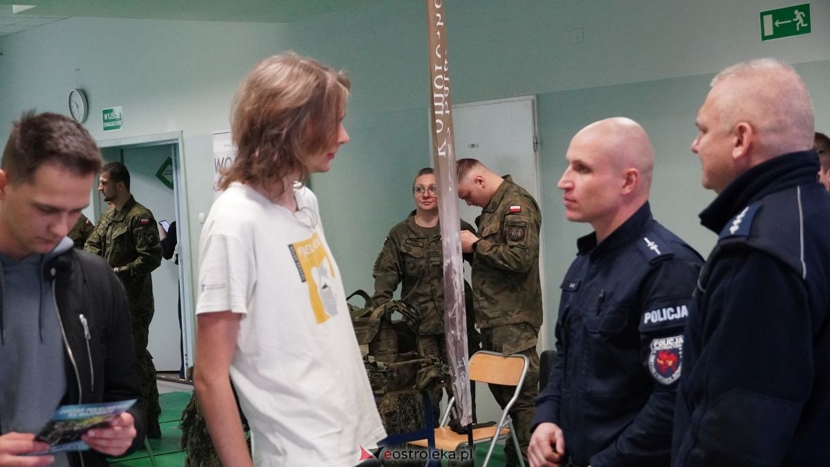 Dzień aktywności zawodowej w ZSZ nr 1 w Ostrołęce. Uczniowie na start! [19.11.2025] - zdjęcie #43 - eOstroleka.pl