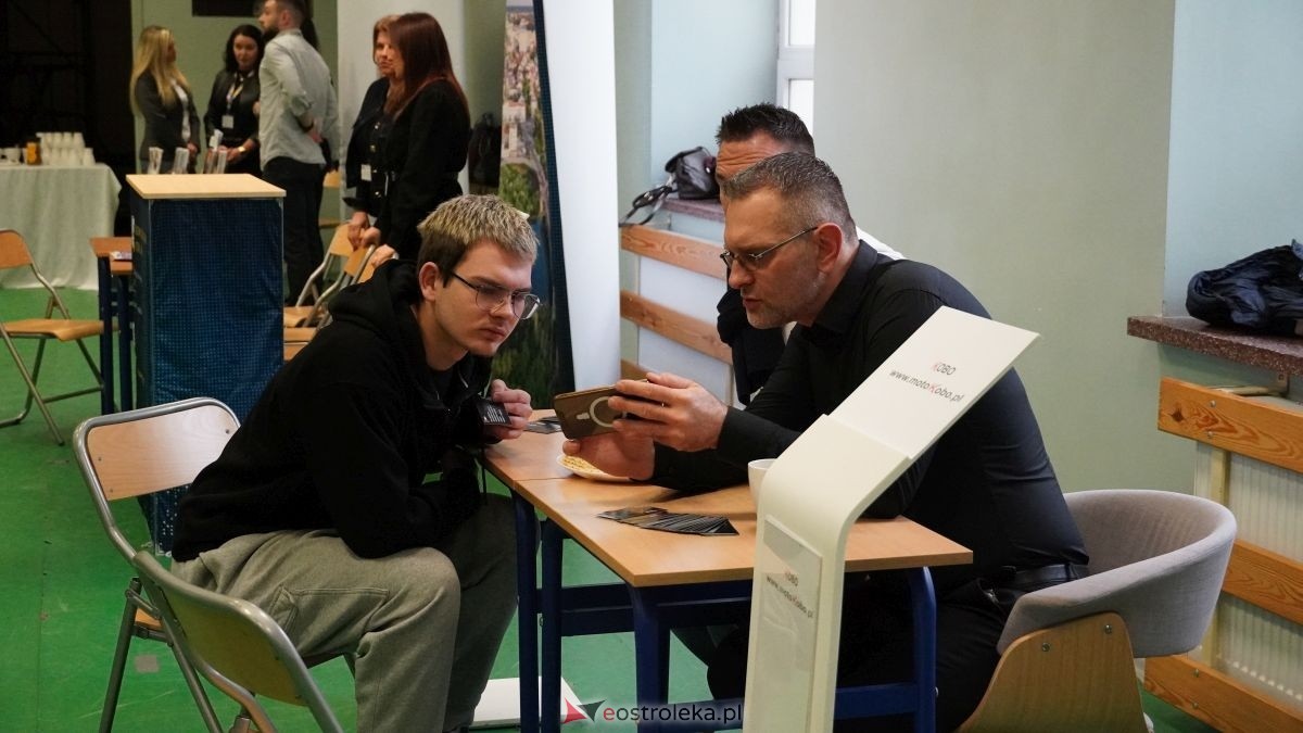 Dzień aktywności zawodowej w ZSZ nr 1 w Ostrołęce. Uczniowie na start! [19.11.2025] - zdjęcie #31 - eOstroleka.pl