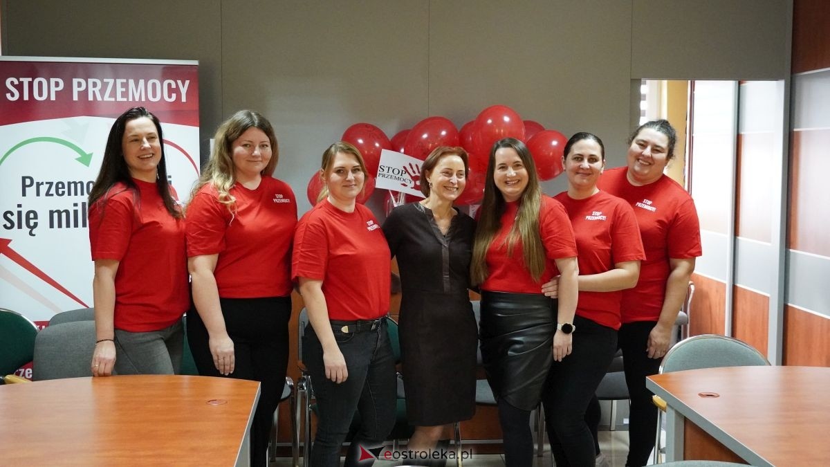 Ważna lekcja w Rzekuniu. Spotkanie w OPS Rzekuń pod hasłem dzieciństwa bez przemocy[20.11.2025] - zdjęcie #3 - eOstroleka.pl