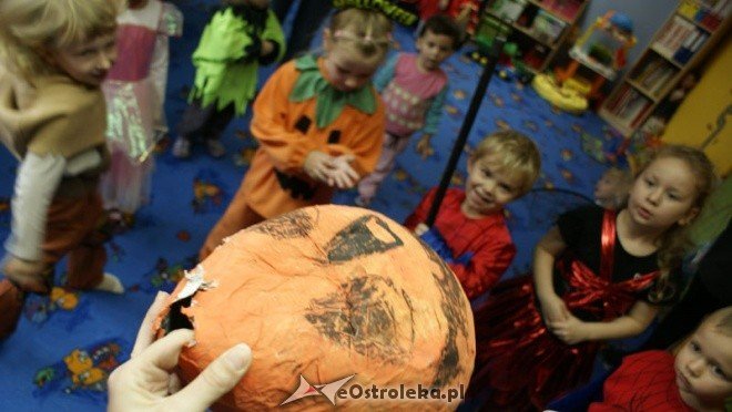 Halloween w punkcie przedszkolnym Kangurek  - zdjęcie #46 - eOstroleka.pl