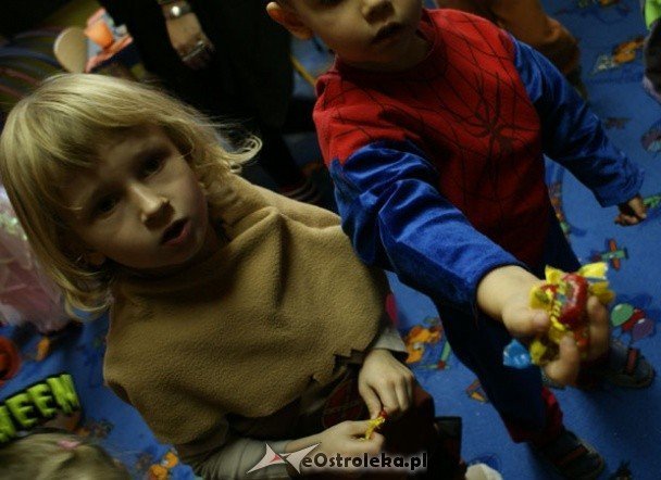 Halloween w punkcie przedszkolnym Kangurek  - zdjęcie #19 - eOstroleka.pl