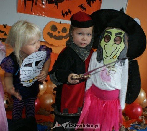Halloween w punkcie przedszkolnym Kangurek  - zdjęcie #27 - eOstroleka.pl