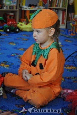 Halloween w punkcie przedszkolnym Kangurek  - zdjęcie #25 - eOstroleka.pl