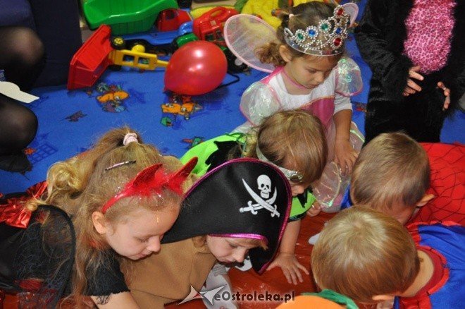Halloween w punkcie przedszkolnym Kangurek  - zdjęcie #37 - eOstroleka.pl