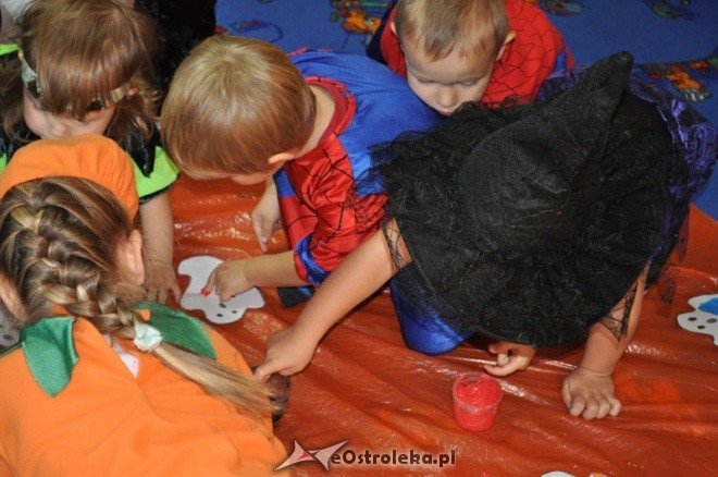 Halloween w punkcie przedszkolnym Kangurek  - zdjęcie #21 - eOstroleka.pl