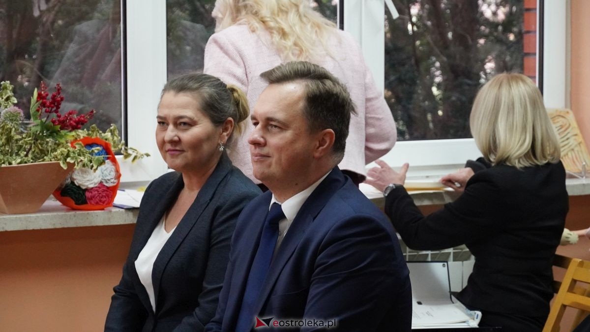 Dzień pracownika socjalnego w Ostrołęckim DPS [21.11.2025] - zdjęcie #85 - eOstroleka.pl