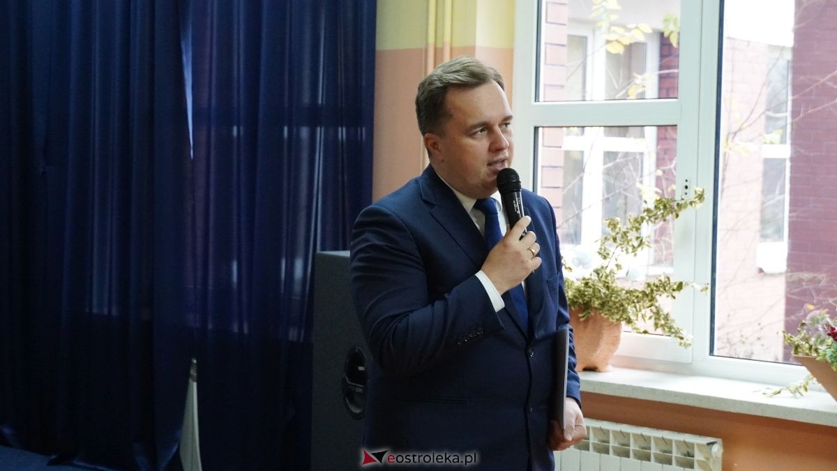 Dzień pracownika socjalnego w Ostrołęckim DPS [21.11.2025] - zdjęcie #78 - eOstroleka.pl