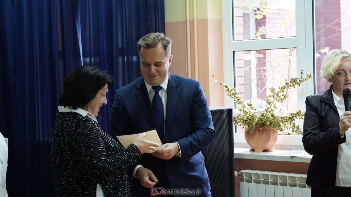 Dzień pracownika socjalnego w Ostrołęckim DPS [21.11.2025] - zdjęcie #66 - eOstroleka.pl