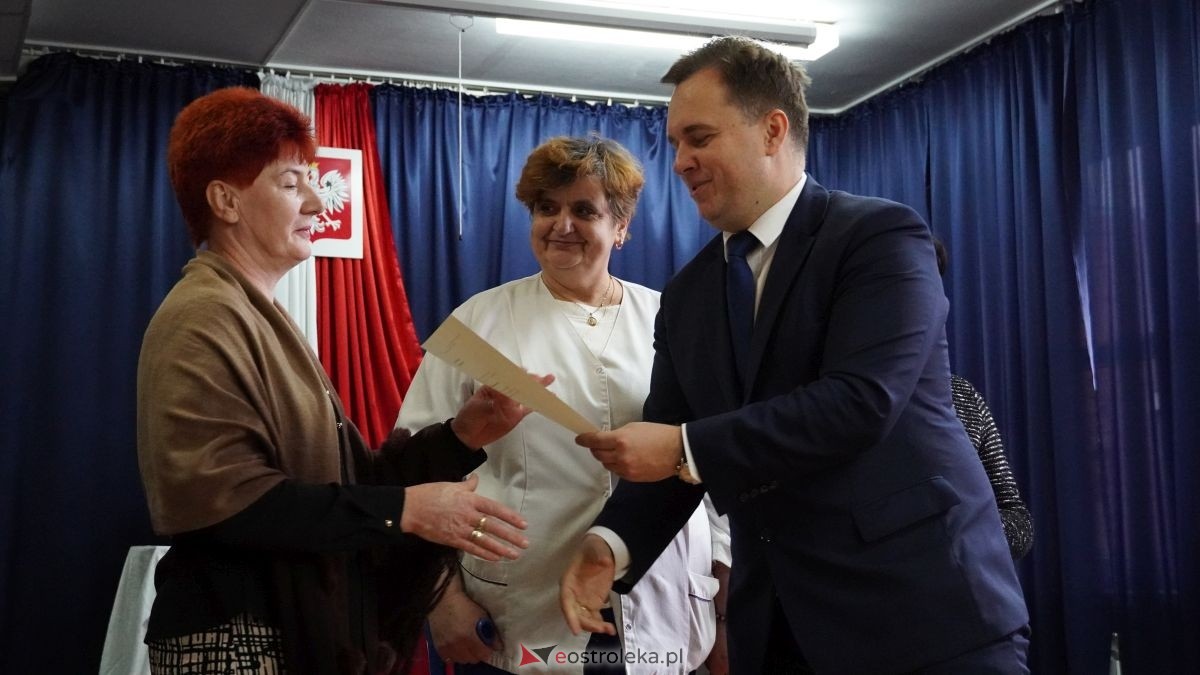 Dzień pracownika socjalnego w Ostrołęckim DPS [21.11.2025] - zdjęcie #56 - eOstroleka.pl
