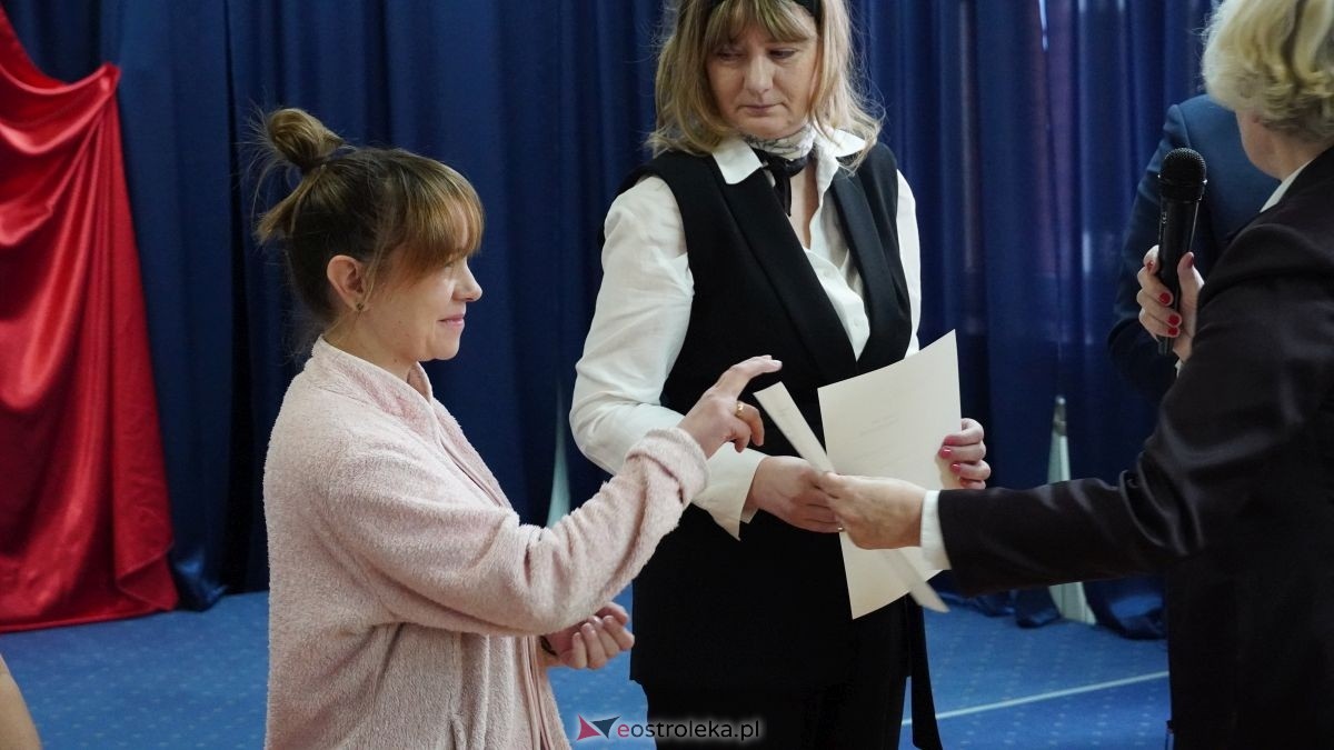 Dzień pracownika socjalnego w Ostrołęckim DPS [21.11.2025] - zdjęcie #49 - eOstroleka.pl