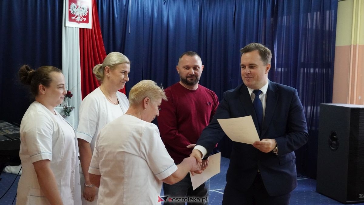 Dzień pracownika socjalnego w Ostrołęckim DPS [21.11.2025] - zdjęcie #34 - eOstroleka.pl