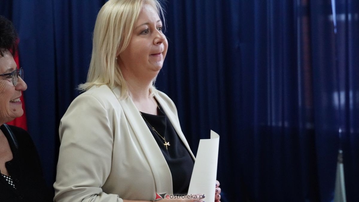 Dzień pracownika socjalnego w Ostrołęckim DPS [21.11.2025] - zdjęcie #20 - eOstroleka.pl