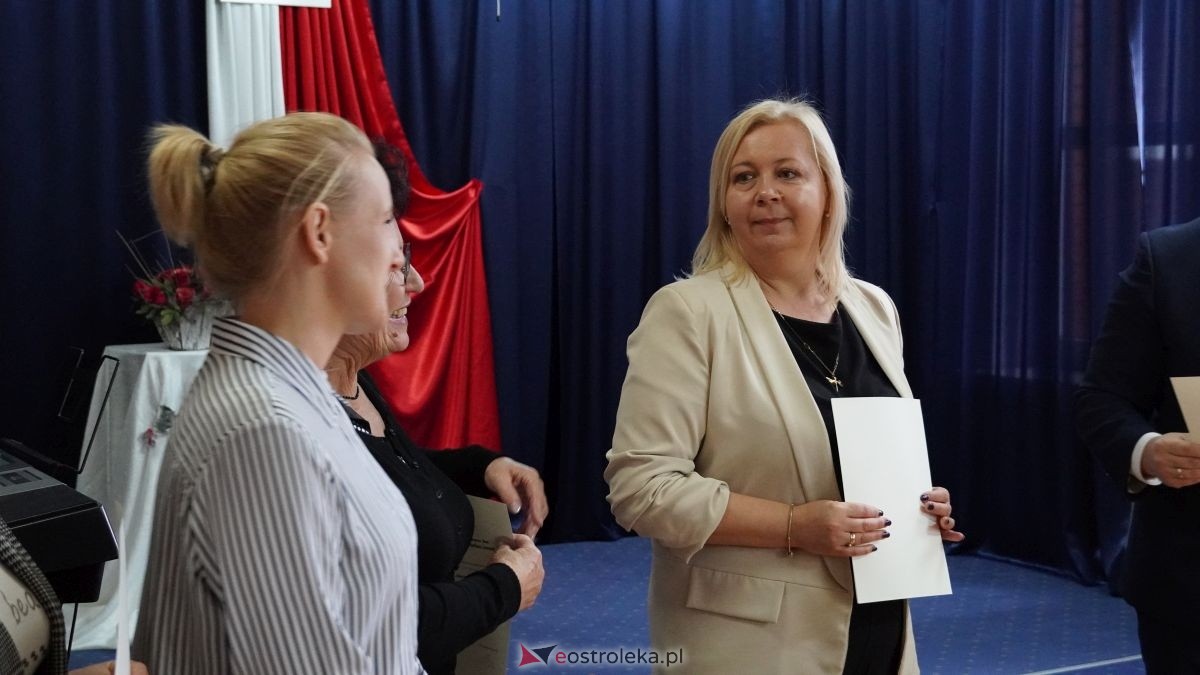 Dzień pracownika socjalnego w Ostrołęckim DPS [21.11.2025] - zdjęcie #19 - eOstroleka.pl