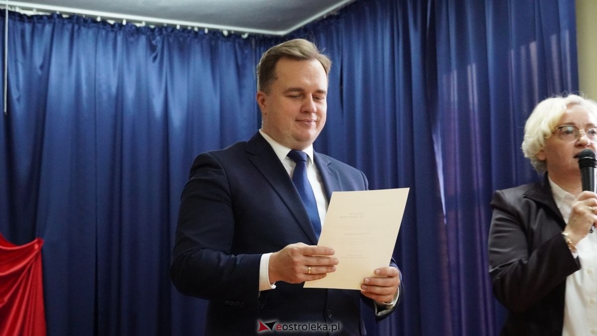 Dzień pracownika socjalnego w Ostrołęckim DPS [21.11.2025] - zdjęcie #14 - eOstroleka.pl