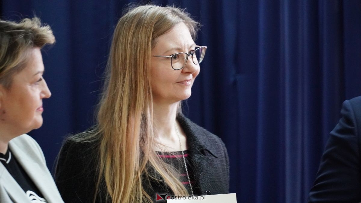 Dzień pracownika socjalnego w Ostrołęckim DPS [21.11.2025] - zdjęcie #7 - eOstroleka.pl