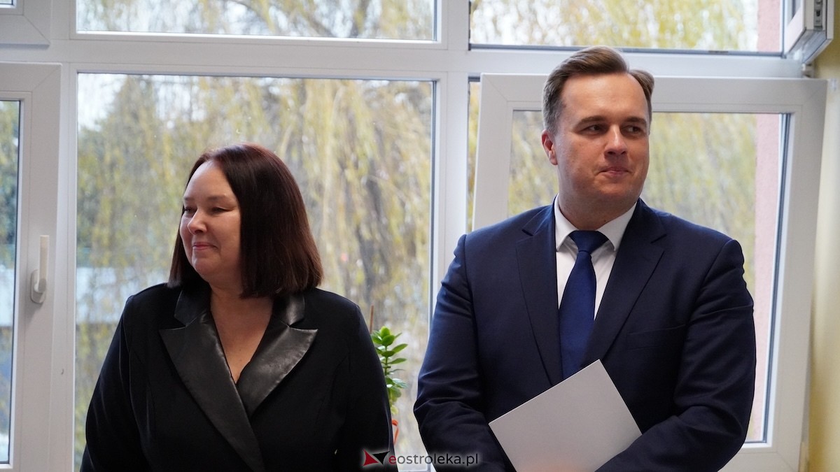Dzień pracownika socjalnego w MOPR w Ostrołęce [21.11.2025] - zdjęcie #34 - eOstroleka.pl