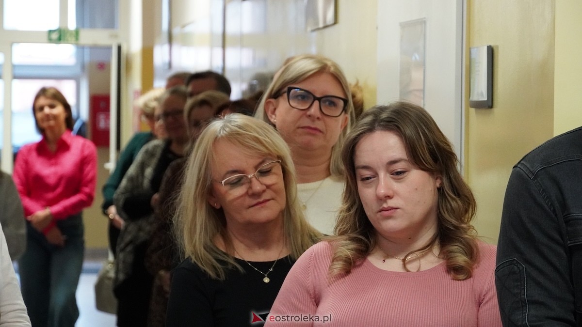 Dzień pracownika socjalnego w MOPR w Ostrołęce [21.11.2025] - zdjęcie #25 - eOstroleka.pl