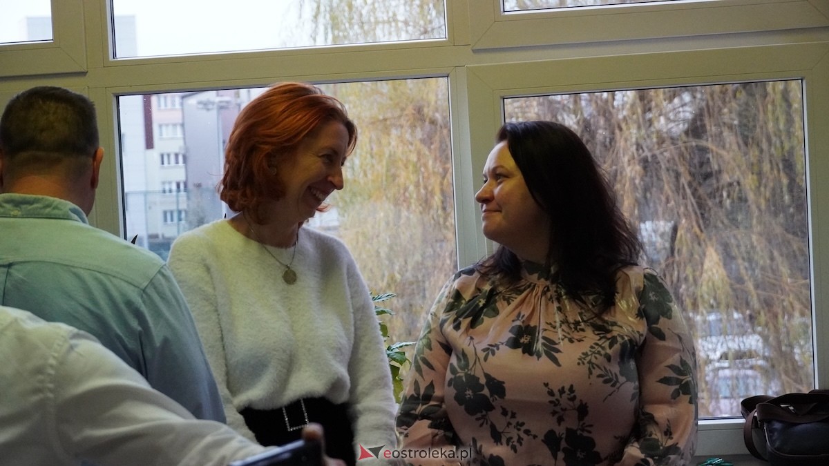 Dzień pracownika socjalnego w MOPR w Ostrołęce [21.11.2025] - zdjęcie #9 - eOstroleka.pl