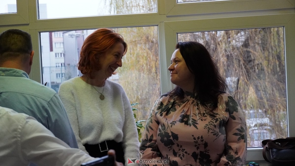 Dzień pracownika socjalnego w MOPR w Ostrołęce [21.11.2025] - zdjęcie #8 - eOstroleka.pl