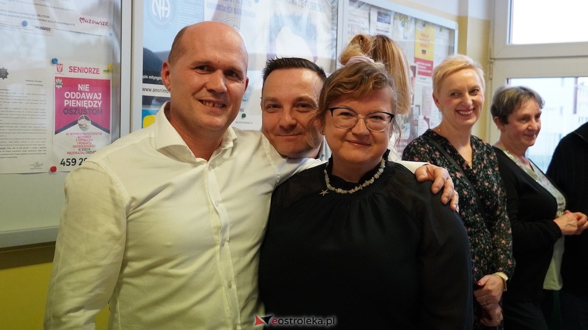 Dzień pracownika socjalnego w MOPR w Ostrołęce [21.11.2025] - zdjęcie #2 - eOstroleka.pl