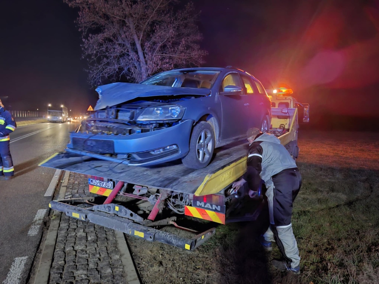 Wypadek w Dylewie [22.11.2025] - zdjęcie #5 - eOstroleka.pl