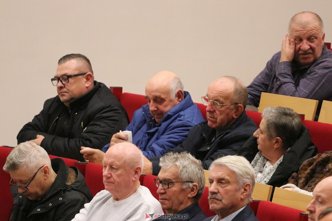 Spotkanie z posłem Radosławem Foglem [22.11.2025] - zdjęcie #54 - eOstroleka.pl