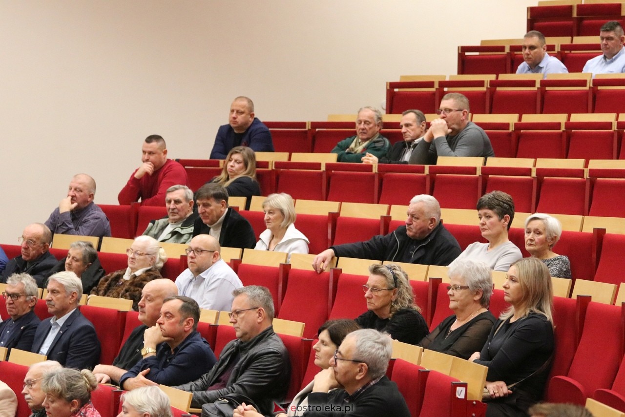 Spotkanie z posłem Radosławem Foglem [22.11.2025] - zdjęcie #46 - eOstroleka.pl