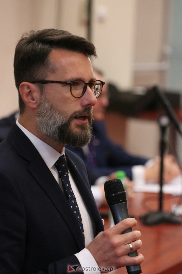 Spotkanie z posłem Radosławem Foglem [22.11.2025] - zdjęcie #40 - eOstroleka.pl