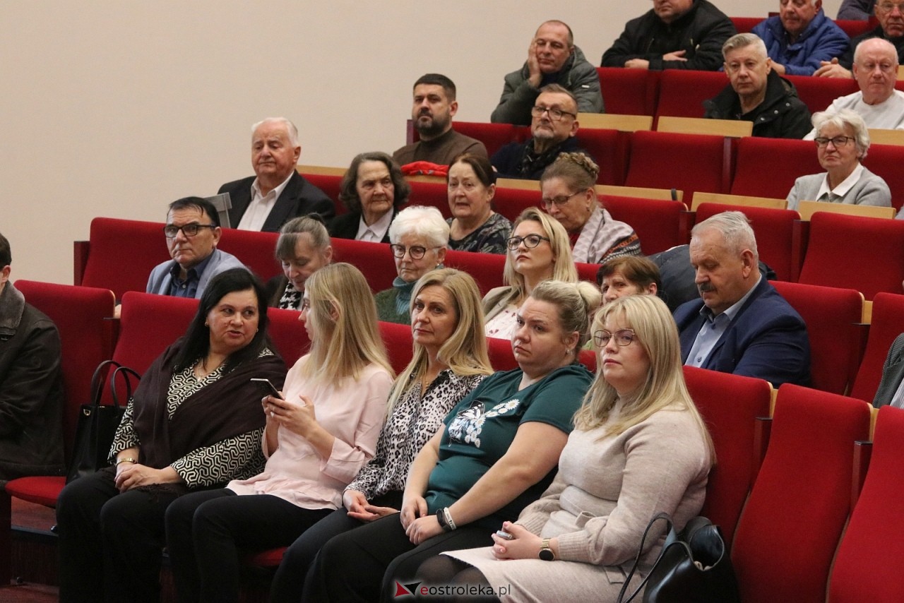 Spotkanie z posłem Radosławem Foglem [22.11.2025] - zdjęcie #38 - eOstroleka.pl