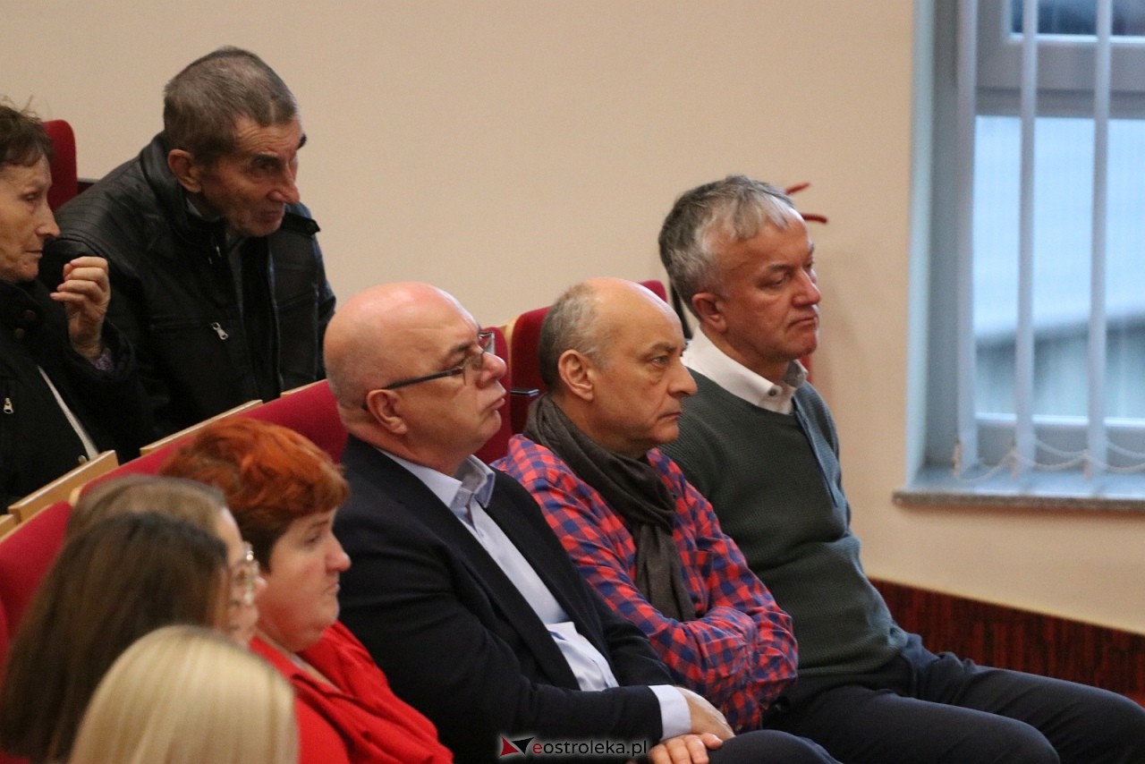 Spotkanie z posłem Radosławem Foglem [22.11.2025] - zdjęcie #28 - eOstroleka.pl