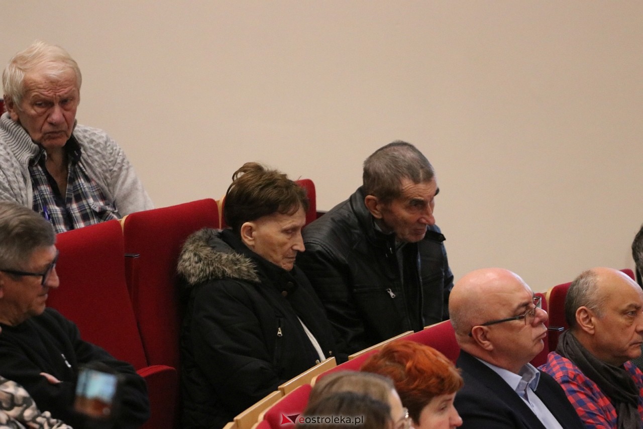 Spotkanie z posłem Radosławem Foglem [22.11.2025] - zdjęcie #27 - eOstroleka.pl