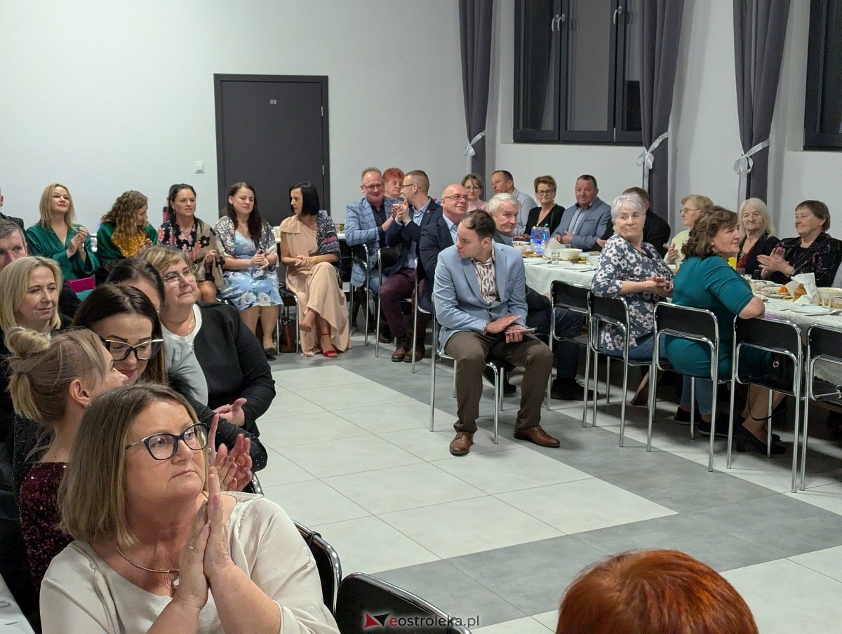 Śpiewem i żartem - przegląd talentów w Kamiance [22.11.2025] - zdjęcie #57 - eOstroleka.pl